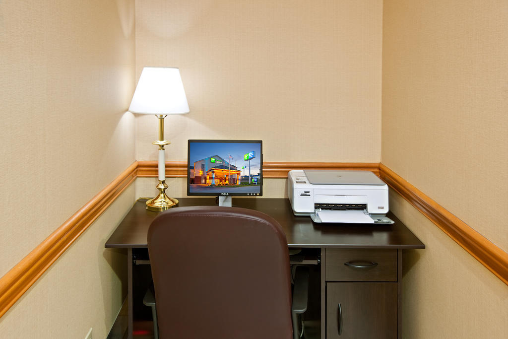 Holiday Inn Express Hotel & Suites Harrison Kültér fotó