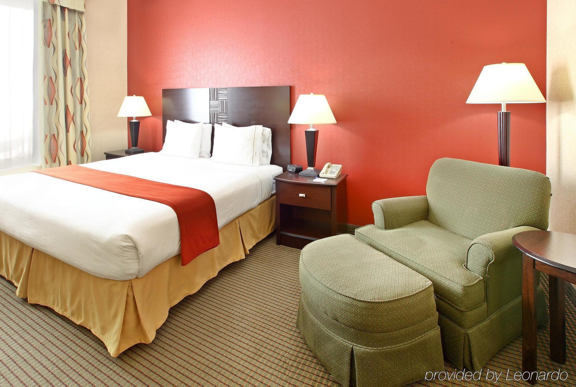 Holiday Inn Express Hotel & Suites Harrison Szoba fotó