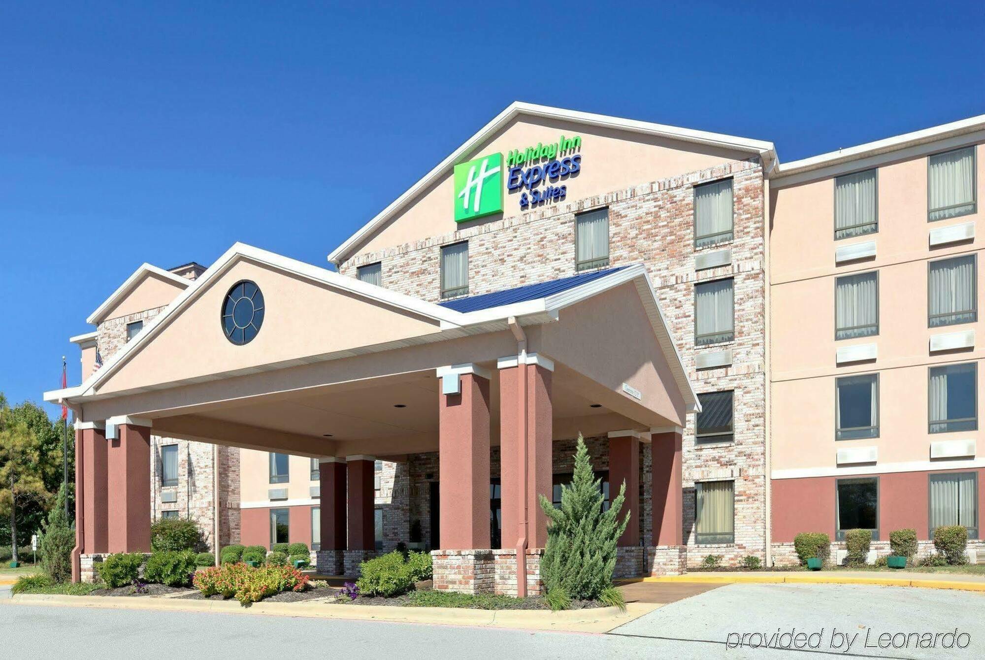 Holiday Inn Express Hotel & Suites Harrison Kültér fotó